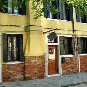 Alloggi Marinella 3*, Венеция Италия